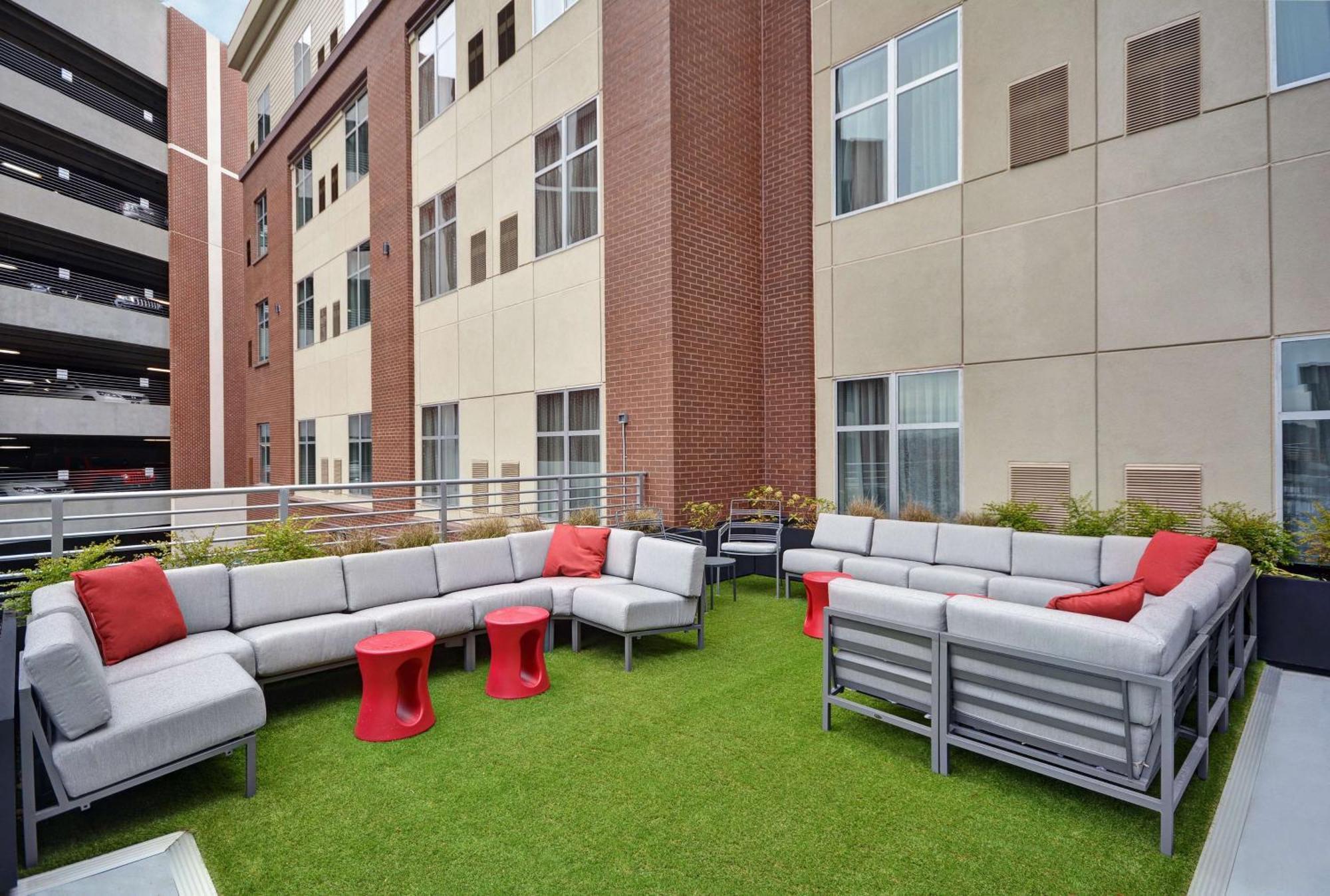Homewood Suites By Hilton Athens Downtown University Area Buitenkant foto